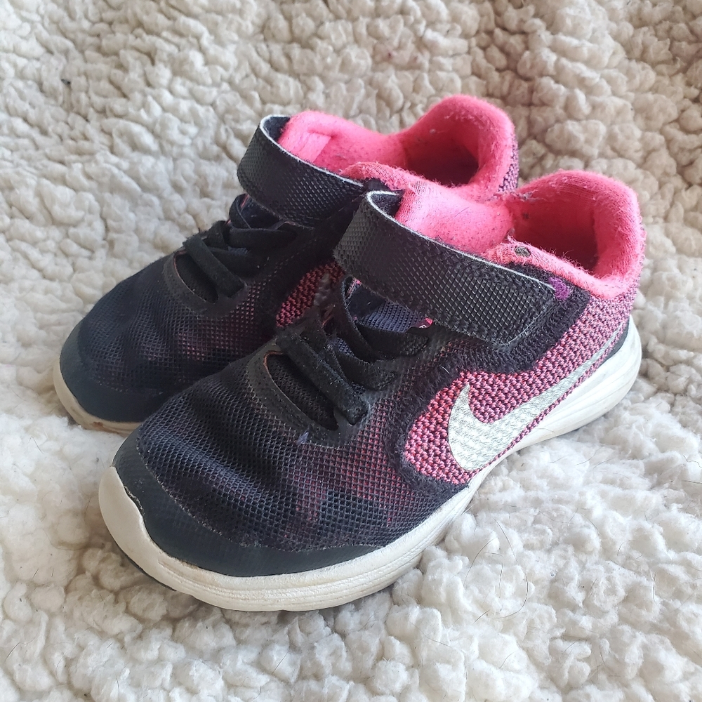 Nike shoes